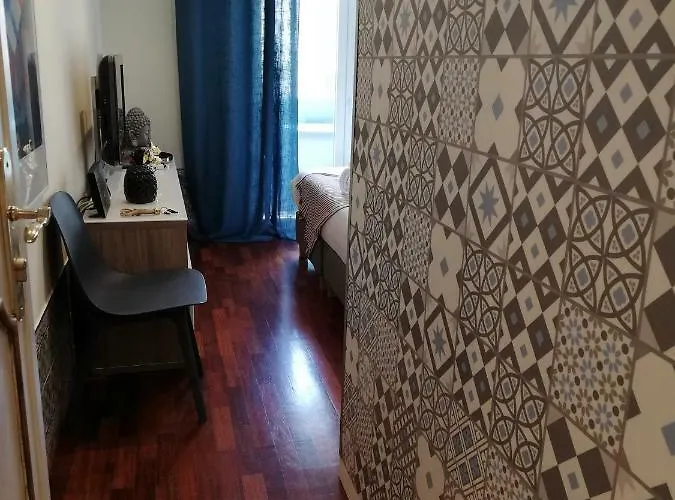 Lx Art Flats | Flat Two