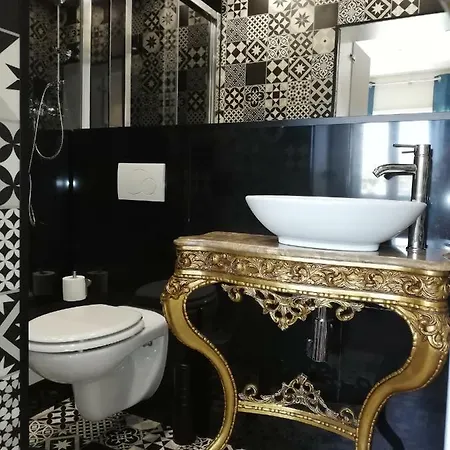 Lx Art Flats | Flat Two بيت ضيافة *