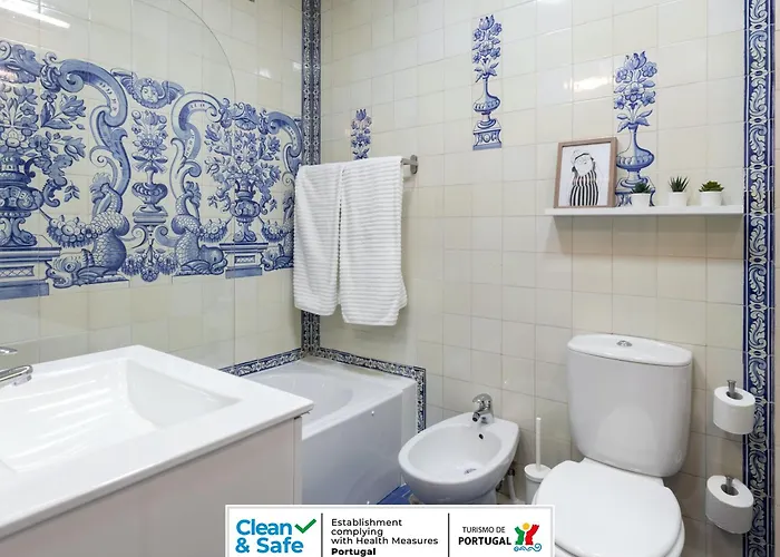 Lx Art Flats | Flat Two *